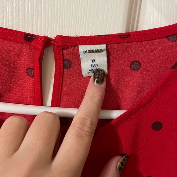 Old Navy Plus-Size Ponte-Knit Shift Dress - Picture 6 of 8